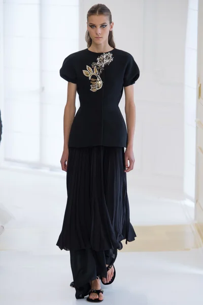 Look 33
